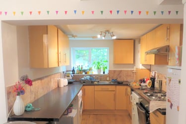 5 bed house, White street, City centre, Brighton, BN20JH - Image 2
