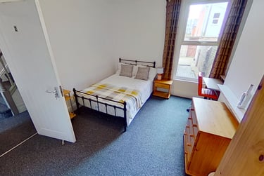 8 bed house, Chichester Street, Newton, Chester, CH14AD - Image 7