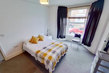 8 bed house, Chichester Street, Newton, Chester, CH14AD - Image 3