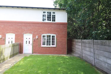 2 bed house, Western Approach, Hoole, Chester, CH22EG - Image 1