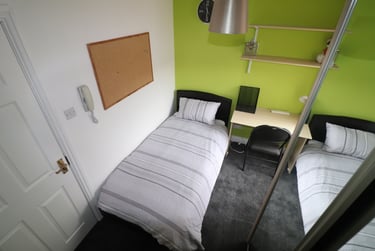 8 bed house, Bouverie Street, Newton, Chester, CH14HE - Image 7