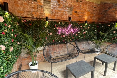 8 bed house, Bouverie Street, Newton, Chester, CH14HE - Image 1