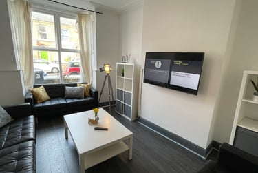 9 bed house, Chichester Street, City Centre, Chester, CH14AD - Image 3