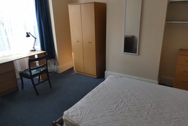 3 bed house, Telephone road, Southsea, Portsmouth, PO40AX - Image 6