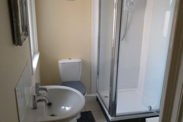 3 bed house, Telephone road, Southsea, Portsmouth, PO40AX - Image 12