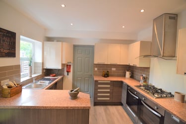 6 bed house, Comer Road, St Johns, Worcester, WR25HU - Image 3