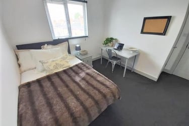 6 bed house, Comer Road, St Johns, Worcester, WR25HS - Image 3