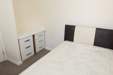 5 bed house, Shoreham Street, Heeley, Sheffield, S24FA - Image 8