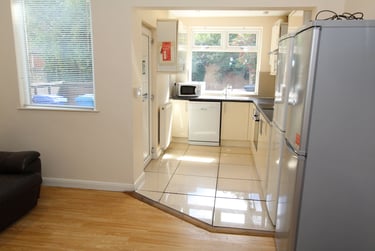 5 bed house, Shoreham Street, Heeley, Sheffield, S24FA - Image 3