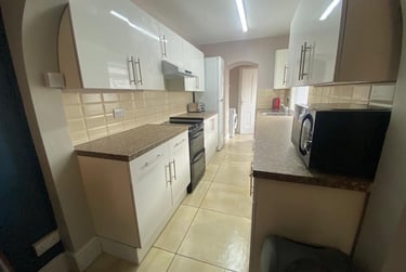 3 bed house, Watford Street, Shelton, Stoke, ST42EW - Image 4