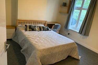 3 bed house, Crowther Street, Shelton, Stoke, ST42ER - Image 9