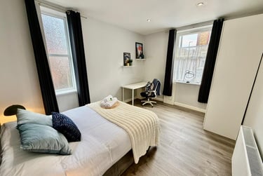 5 bed house, Spencer Road, Shelton, Stoke, ST42BE - Image 7