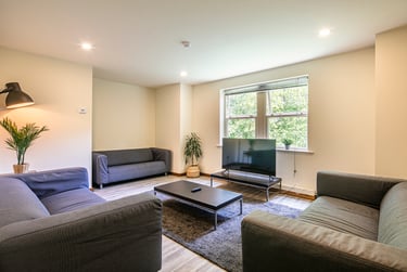 7 bed flat, Broomhall Road, Broomhall, Sheffield, S102DN - Image 2