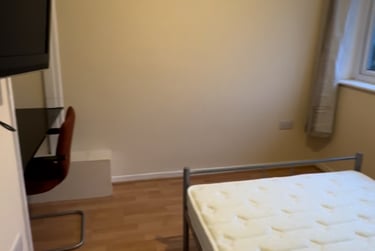 5 bed house, Myrtle Grove, Beeston, Nottingham, NG92EP - Image 15