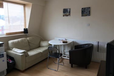 3 bed flat, Serina Court, Lenton Abbey, Nottingham, NG92GR - Image 3