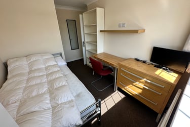 5 bed house, Myrtle Grove, Beeston, Nottingham, NG92EP - Image 5