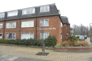 3 bed flat, Serina Court, Lenton Abbey, Nottingham, NG92GR - Image 1