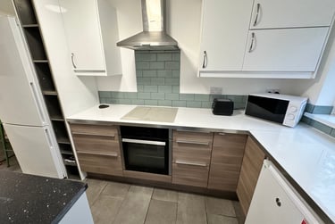 5 bed house, Myrtle Grove, Beeston, Nottingham, NG92EP - Image 9