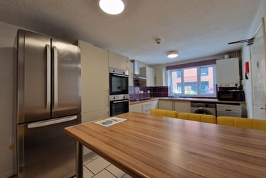 6 bed house, Russell street, Near university, Nottingham, NG74GT - Image 4