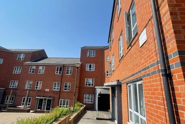 6 bed house, Russell  street, Arboretum, Nottingham, NG74GT - Image 2