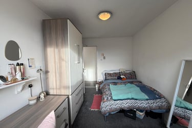 4 bed flat, Gamble street, Near university, Nottingham, NG74GU - Image 4