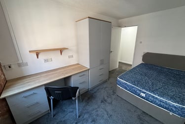 4 bed flat, Gamble street, Arboretum, Nottingham, NG74GU - Image 3