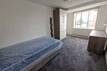 6 bed flat, Russell street, Arboretum, Nottingham, NG74GU - Image 4