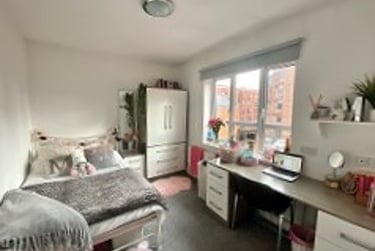 6 bed flat, Russell  street, Arboretum, Nottingham, NG74GT - Image 2