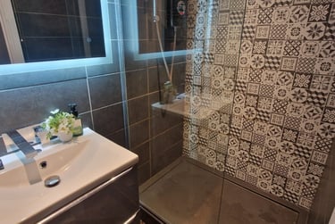 4 bed flat, Gamble street, Near university, Nottingham, NG74GU - Image 2