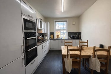 4 bed house, Westbourne Road, Endcliffe, Sheffield, S102QQ - Image 1