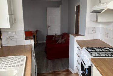 5 bed house, South view place, City Centre, Bournemouth, BH25PN - Image 2