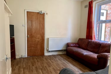 6 bed house, Sedgley road, Winton, Bournemouth, BH92JW - Image 4