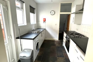 2 bed flat, Tavistock Road, Jesmond, Newcastle, NE23HY - Image 8