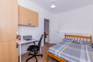 5 bed house, Grenville Road, Southsea, Portsmouth, PO40EA - Image 3