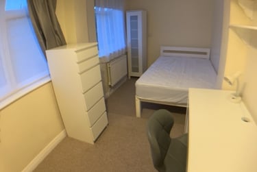 6 bed house, Beaconsfield rd, Near university, Canterbury, CT27LH - Image 11