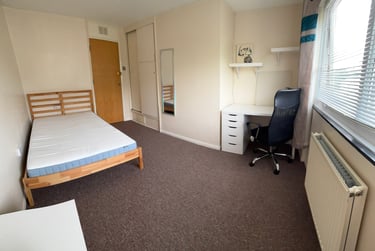 5 bed house, Ancress close, Near university, Canterbury, CT27DH - Image 8