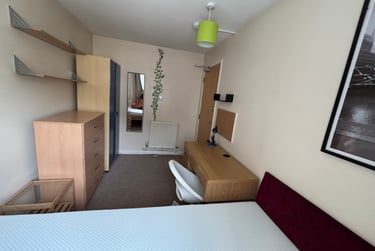 5 bed house, Ancress close, Near university, Canterbury, CT27DH - Image 9