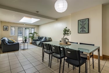 6 bed house, Charnock ave, Wollaton park, Nottingham, NG81AG - Image 2