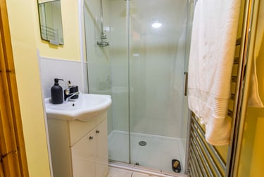 7 bed house, Cottesmore rd, Lenton, Nottingham, NG71QE - Image 10