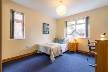 6 bed house, Harlaxton drive, Lenton, Nottingham, NG71JD - Image 9