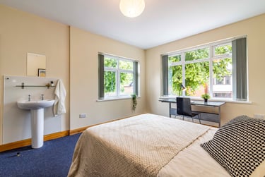 6 bed house, Harlaxton drive, Lenton, Nottingham, NG71JD - Image 7