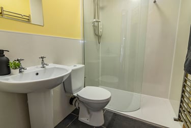 8 bed house, Harlaxton Drive, Lenton, Nottingham, NG71JA - Image 9