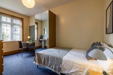 8 bed house, Harlaxton Drive, Lenton, Nottingham, NG71JD - Image 8