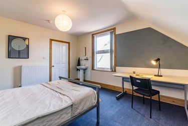 8 bed house, Barrack lane, Lenton, Nottingham, NG71AN - Image 5