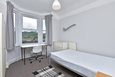 6 bed house, Cowley Bridge Road, Duryard, Exeter, EX45AD - Image 8