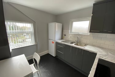 2 bed flat, Brighton Grove, Victoria Park, Manchester, M145JR - Image 3