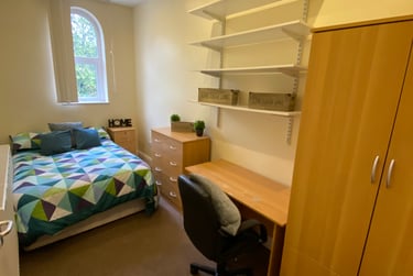 2 bed flat, Portland Crescent, Victoria park, Manchester, M130BU - Image 3