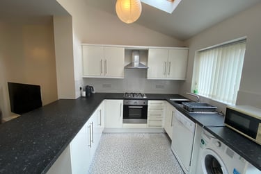 5 bed house, Hathersage road, Victoria park, Manchester, M130FE - Image 3