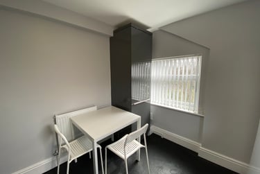 2 bed flat, Brighton Grove, Victoria Park, Manchester, M145JR - Image 8