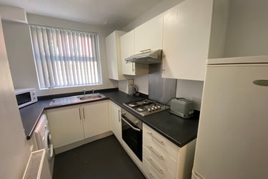 1 bed flat, Dickenson road, Longsight, Manchester, M130NG - Image 3